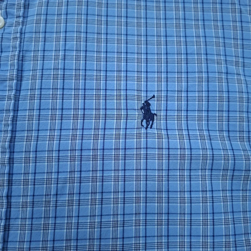 Ralph Lauren Classic Fit Men Size Large Blue/White Plaid Button Up Shirt‎ Pony